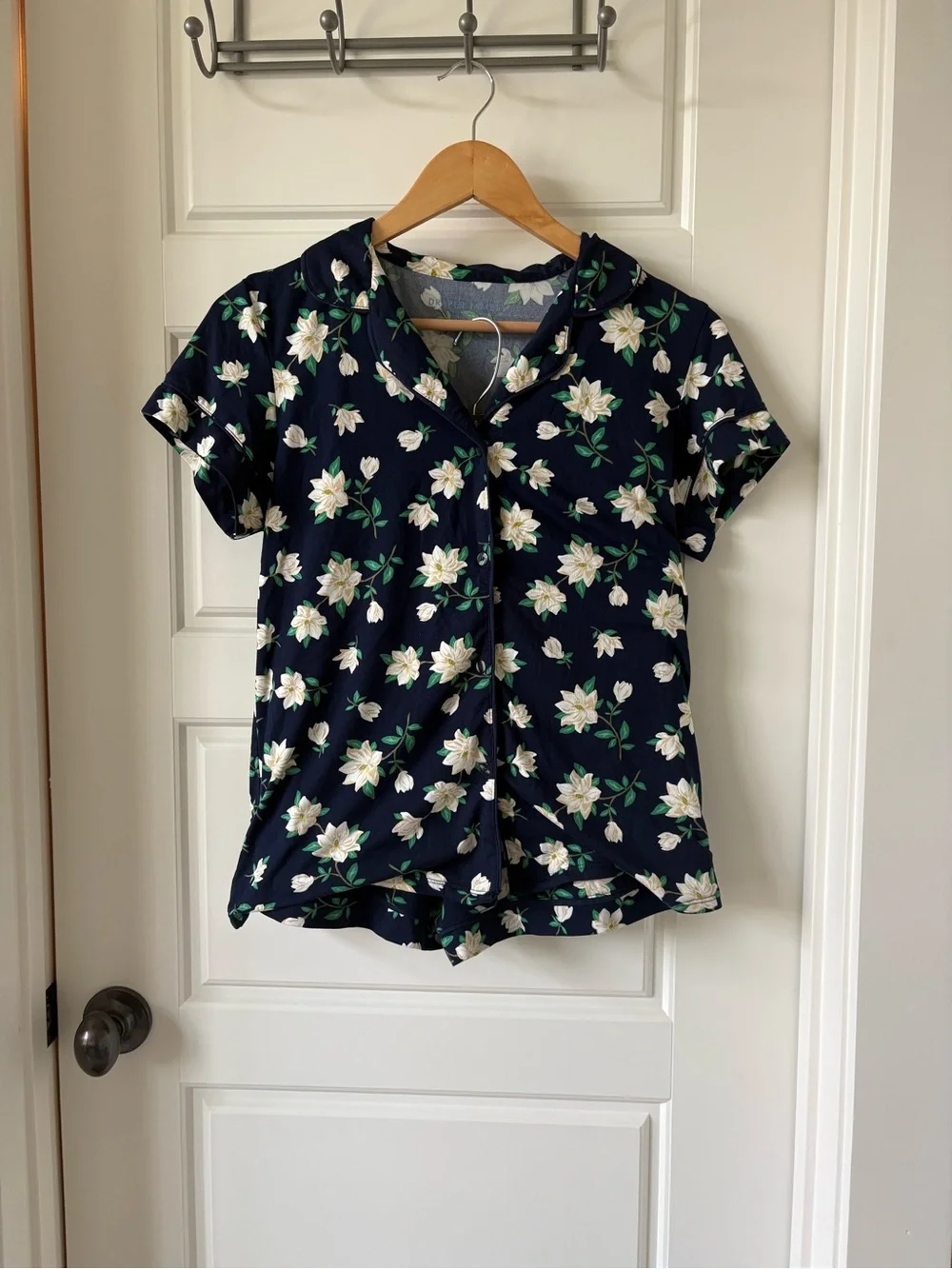 Draper James Navy Magnolia Print Short-Sleeve Button Front Pajama Short Set Sz S
